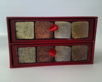 Cajonera de diseño, Encuadernación Milagros Cólera